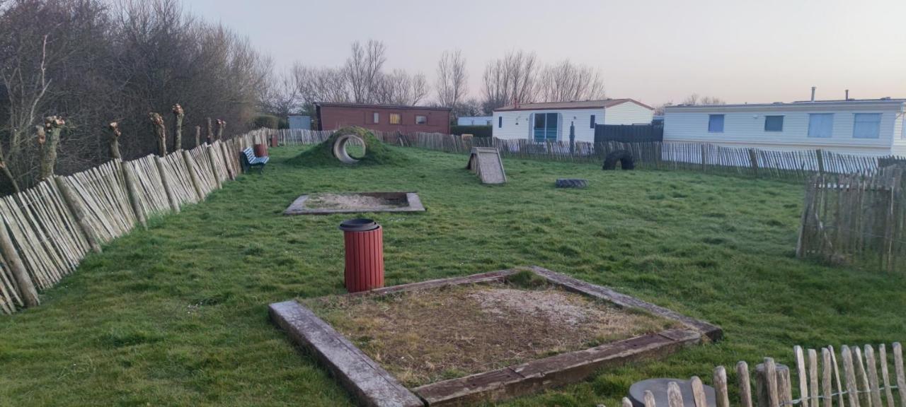 Przytulny Domek Holenderski Z Podgrzewanym Odkrytym Basenem Do Dyspozycji Gosci De Haan Dış mekan fotoğraf