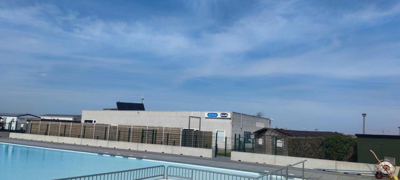 Przytulny Domek Holenderski Z Podgrzewanym Odkrytym Basenem Do Dyspozycji Gosci De Haan Dış mekan fotoğraf